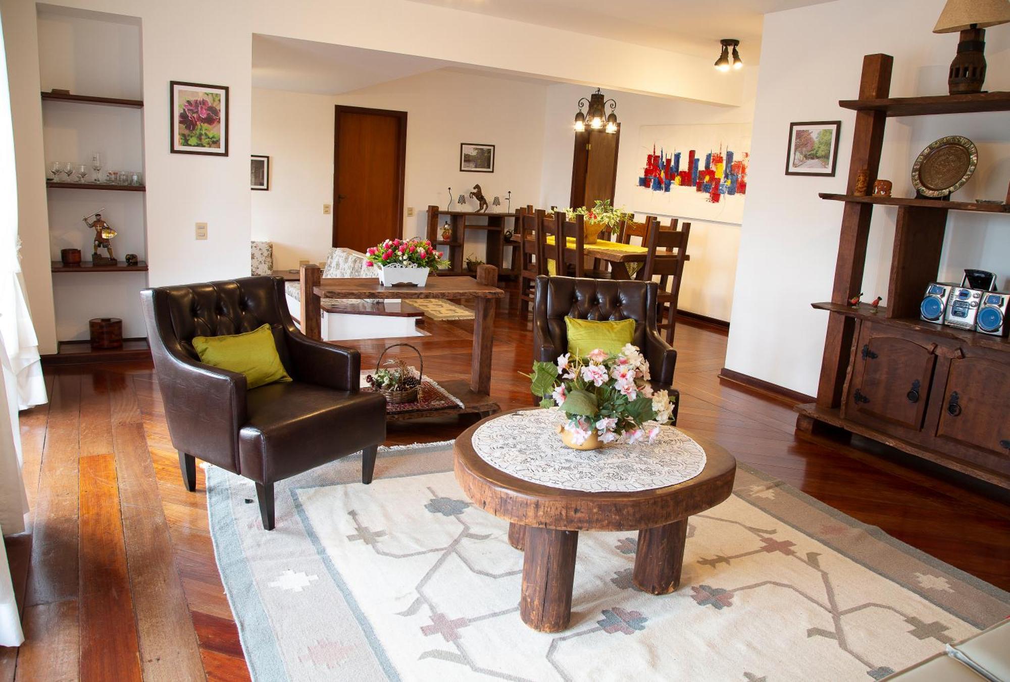 Apartamento Para Temporada No Alto Do Capivari Campos do Jordao Ruang foto